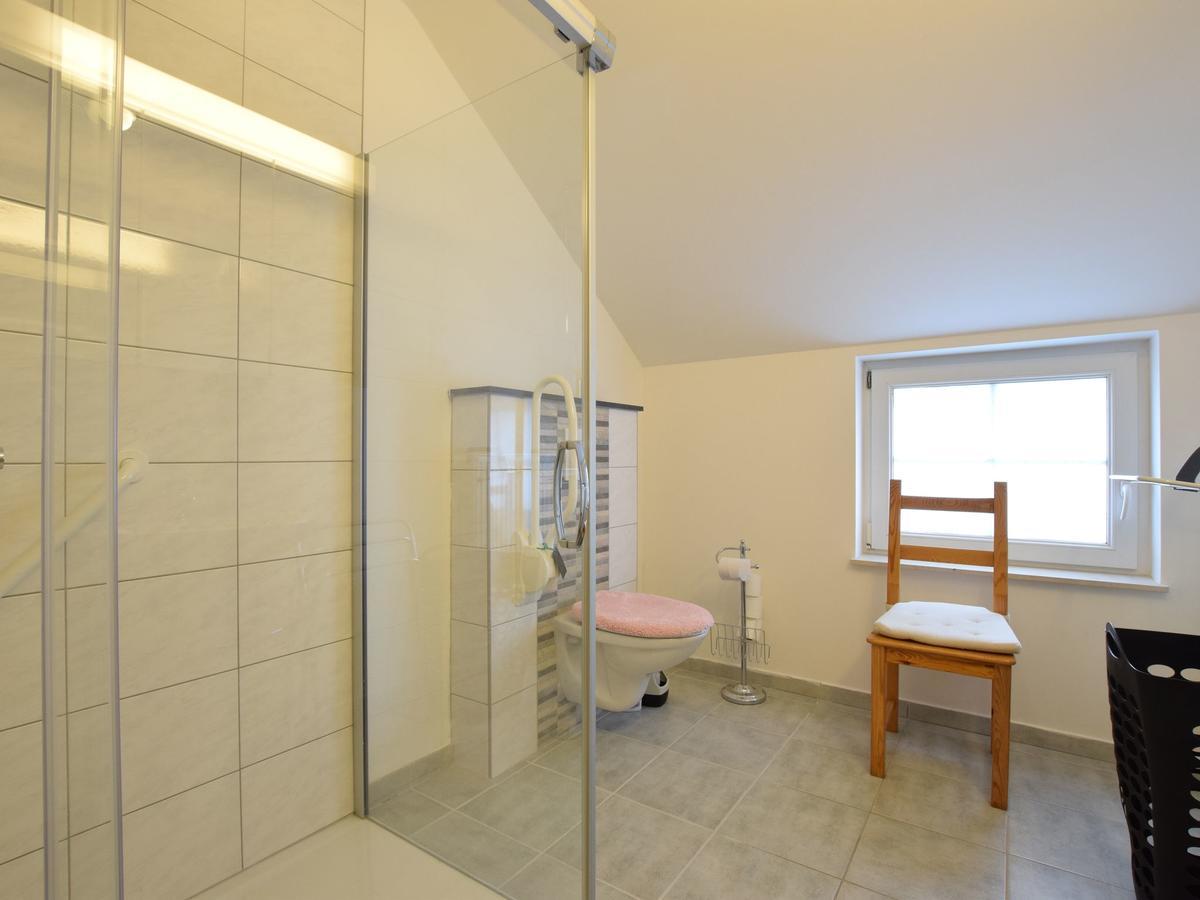 Cozy Apartment In Paliseul With Garden Carlsbourg Exterior foto